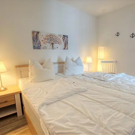 - Haus A, App 0a0302 Apartment *